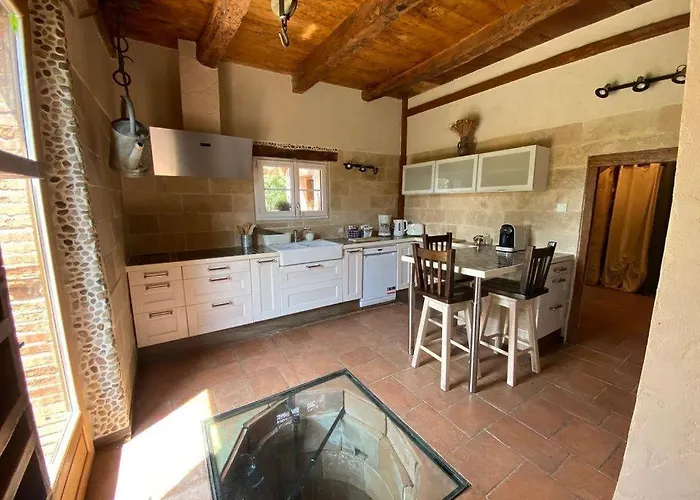 Ferienhaus O Clement *